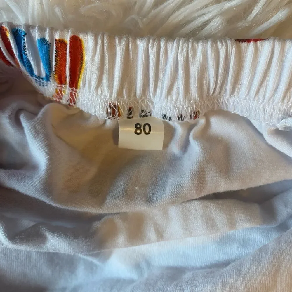 N/A white jumper